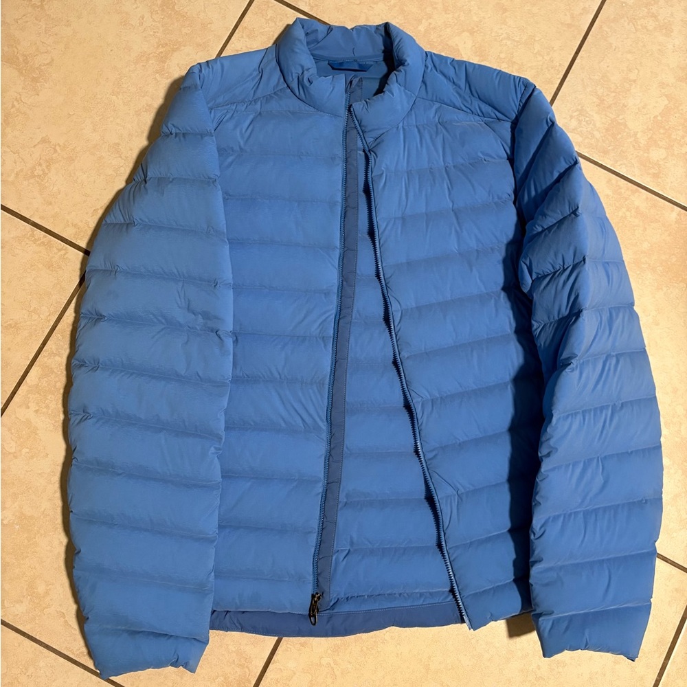 lululemon athletica Men's Sky Blue Puffer Jacket